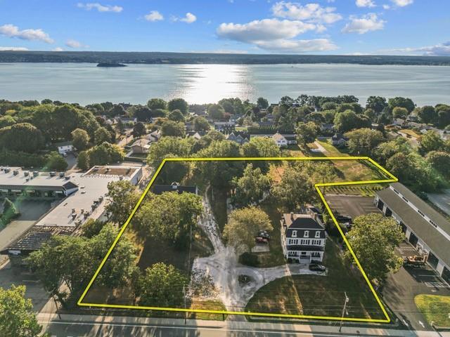 2951 East Main Road, Portsmouth, Rhode Island 02871, Estados Unidos