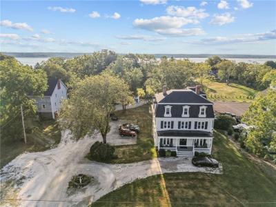 2951 East Main Road, Portsmouth, Rhode Island 02871, Estados Unidos