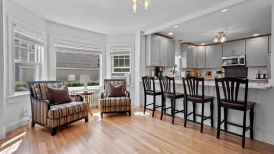 218 Kenyon Avenue, South Kingstown, Rhode Island 02879, États-Unis