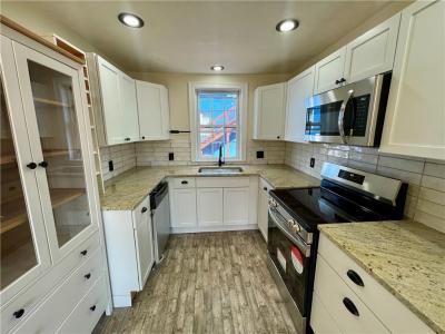 108 Spruce Street 4, Providence, RI 02903, USA