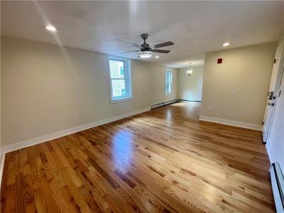 108 Spruce Street 3, Providence, Rhode Island 02903, USA