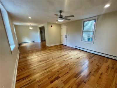 108 Spruce Street 3, Providence, Rhode Island 02903, USA