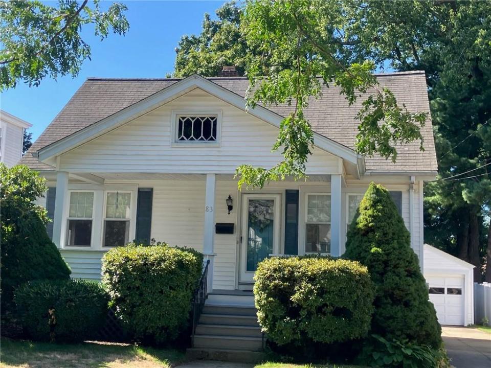 83 Mountain Avenue, East Providence, Rhode Island 02915, États-Unis