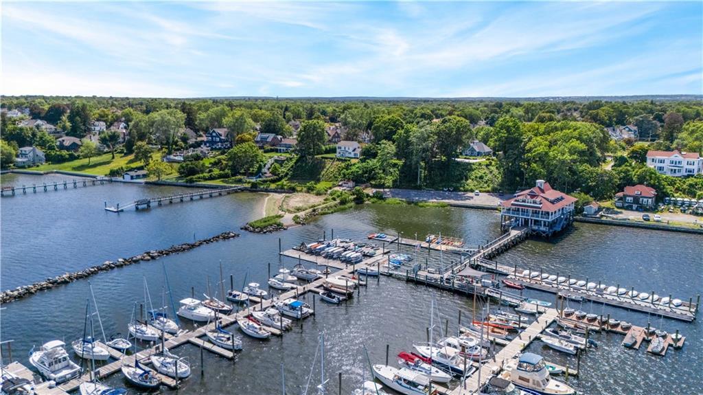 2 Kensington Road, Cranston, Rhode Island 02920