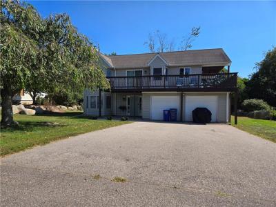14 Juniper Avenue, Westerly, Rhode Island 02891, USA