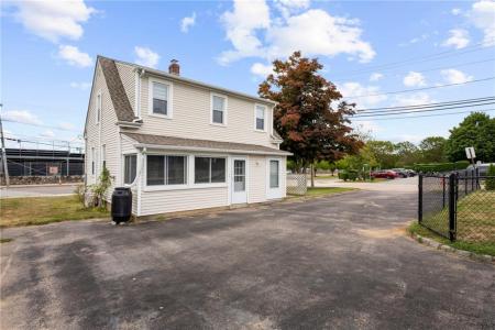 9 Ward Avenue, Westerly, Rhode Island 02891, USA