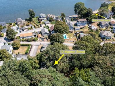 12 Manton Street, Warwick, רוד איילנד 02818, ארצות הברית של אמריקה 