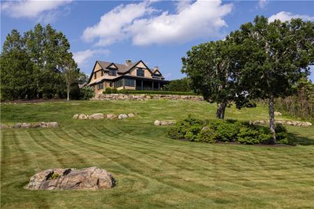 11 Bucks Trail, Westerly, Rhode Island 02891