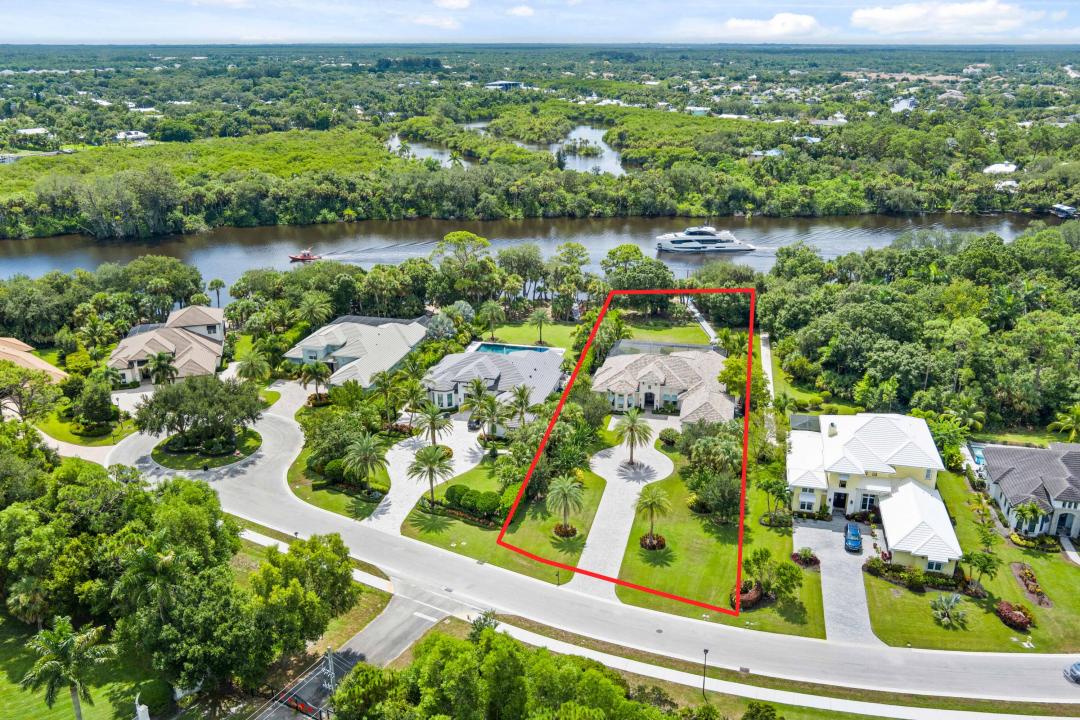 6633 SW Silver Wolf Drive, Palm City, Florida 34990