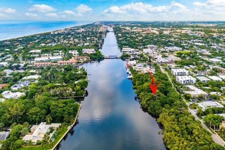 1001 Palm Trail, Delray Beach, Florida 33483