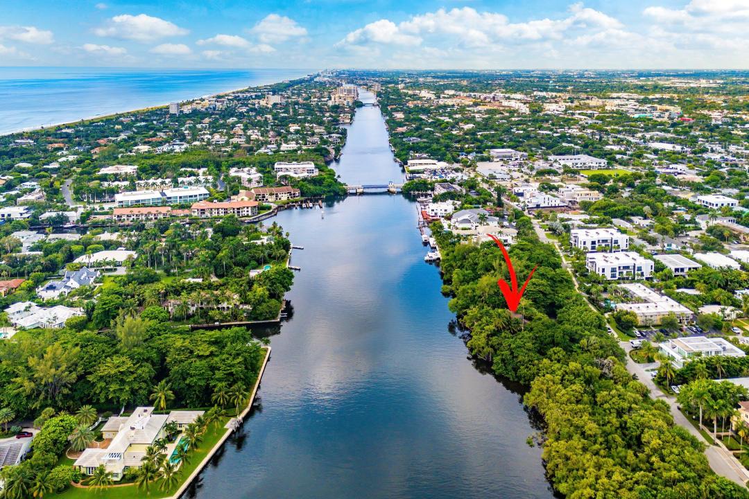1001 Palm Trail, Delray Beach, Florida 33483, Estados Unidos