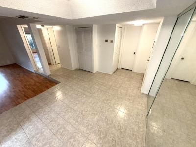 3670 Inverrary Drive 3g, Lauderhill, Florida 33319