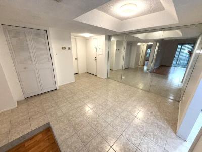 3670 Inverrary Drive 3g, Lauderhill, Florida 33319