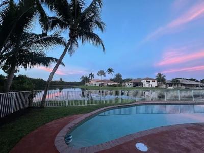 1989 NW 169th Ave, Pembroke Pines, Florida 33028