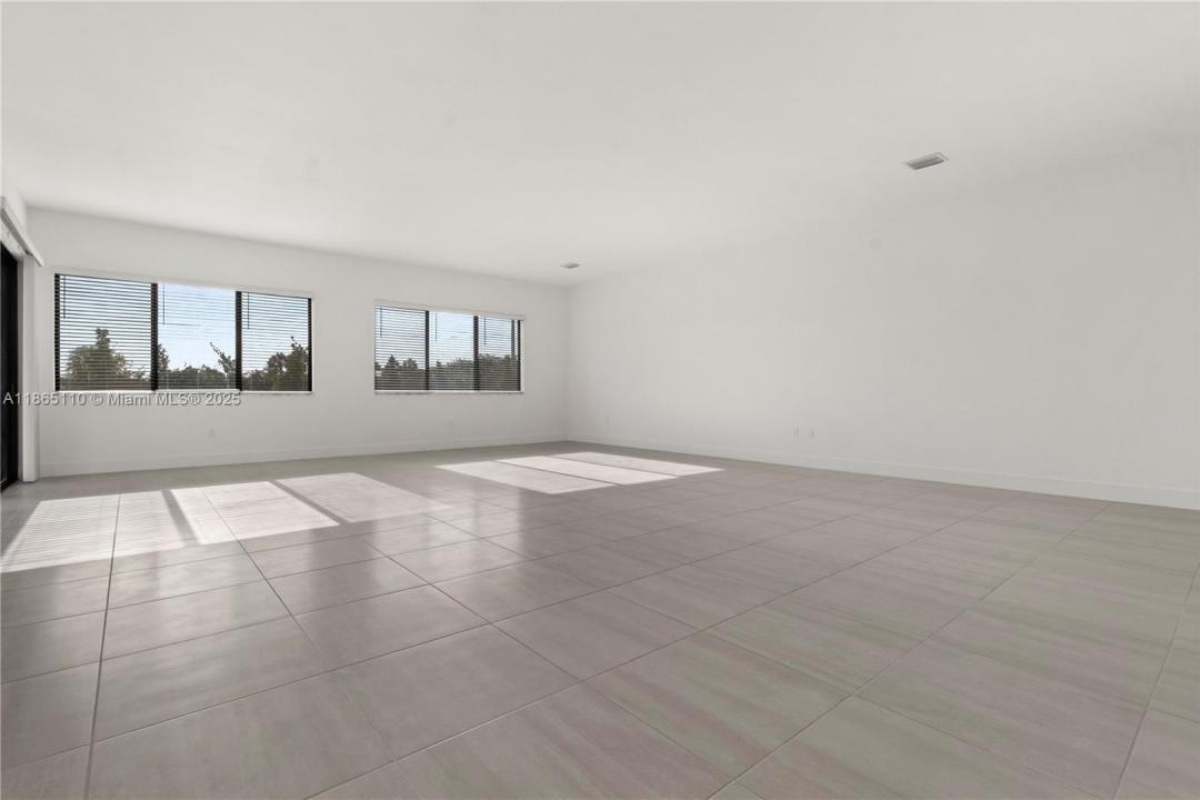 2391 SW 123rd Ter, Davie, Florida 33325