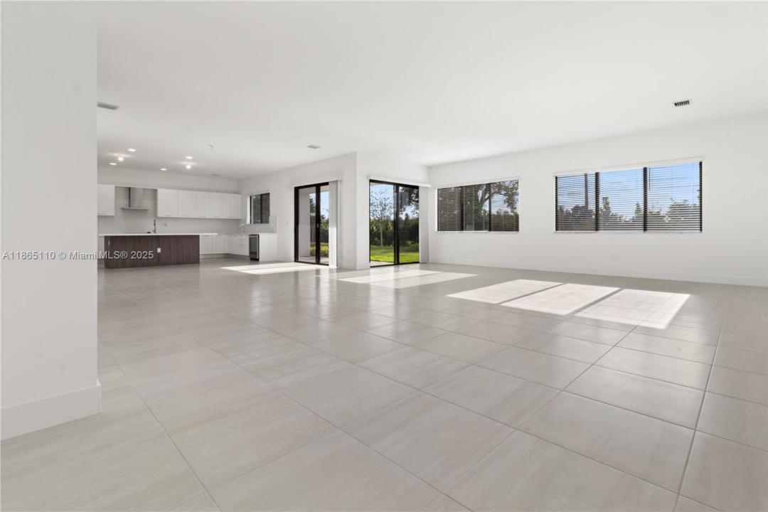 2391 SW 123rd Ter, Davie, Florida 33325