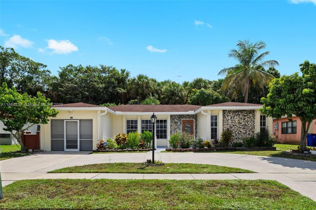 791 SW 49th Ter, Margate, Florida 33068