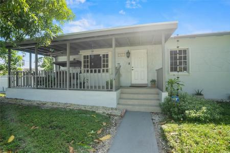 5621 E 1st Ave, Hialeah, Florida 33013, USA