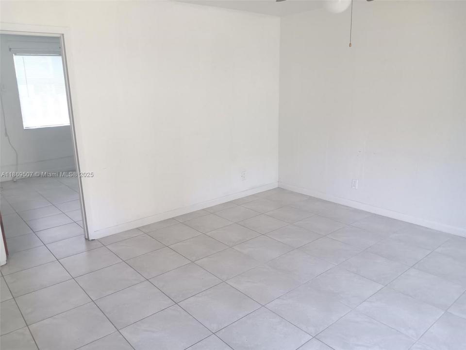 2334 Grant St 2336, Hollywood, Флорида 33020, Соединенные Штаты