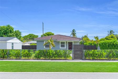 6490 SW 37th St, Miami, Florida 33155, USA