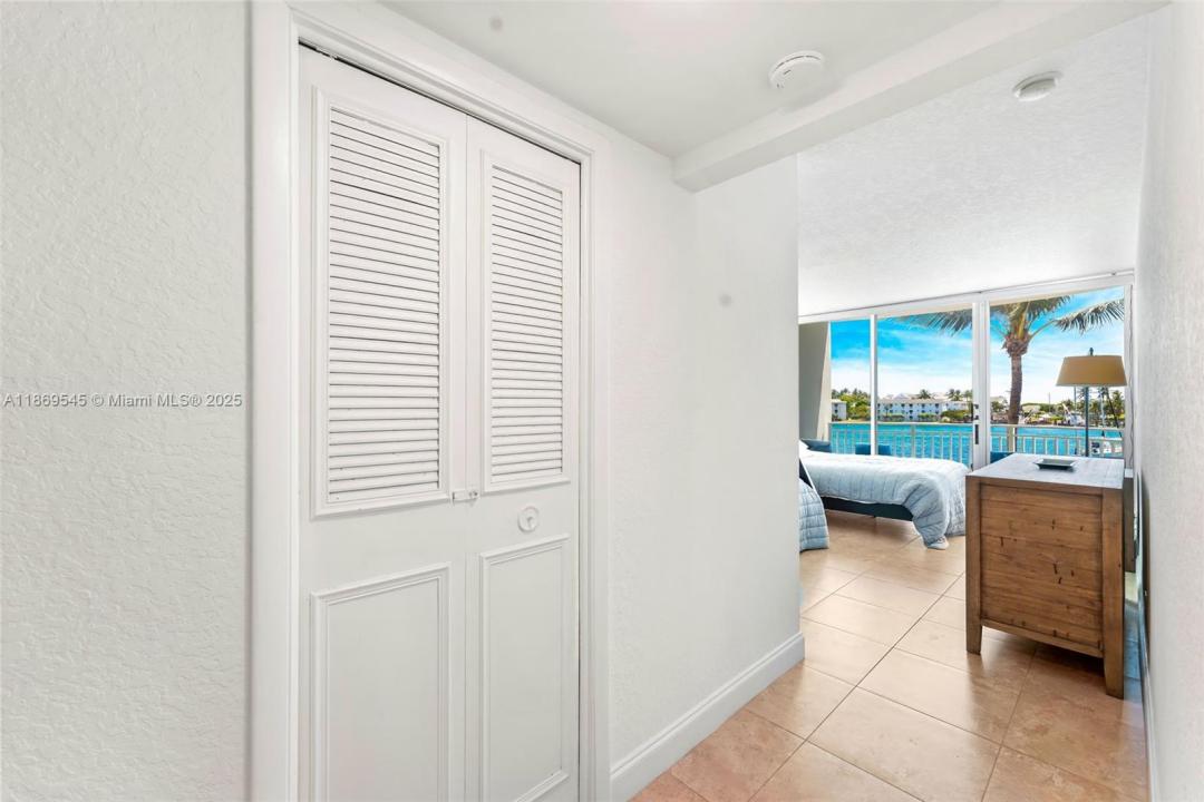 2508 Bay Dr 305, Pompano Beach, Florida 33062, Estados Unidos