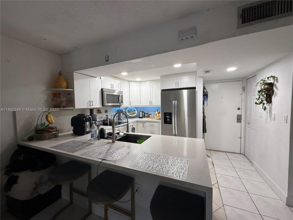 14201 N Kendall Dr 304D, Miami, Florida 33186, HOA KỲ