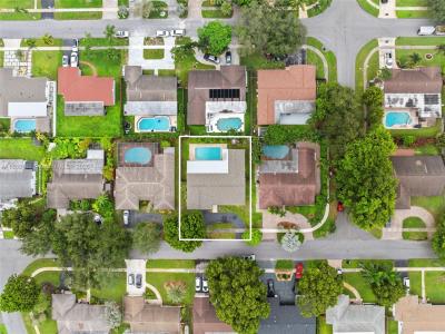 11911 NW 14th Ct, Pembroke Pines, Florida 33026, USA
