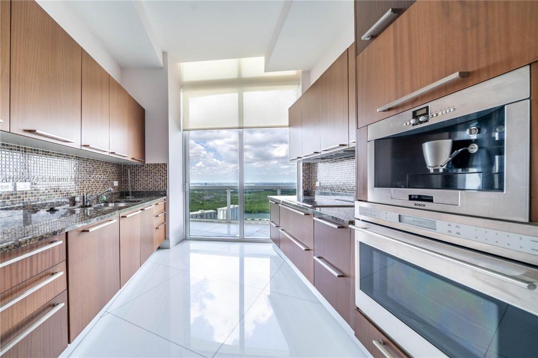 16001 Collins Ave 4305, Sunny Isles Beach, Floride 33160, États-Unis