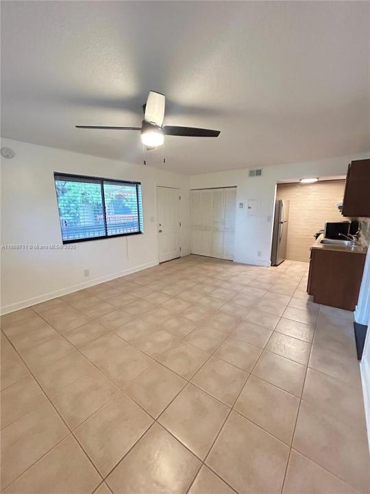 2010 NW 43rd Ter 6, Lauderhill, Florida 33313