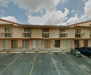 7989 NW 7th St, Miami, Florida 33126, USA