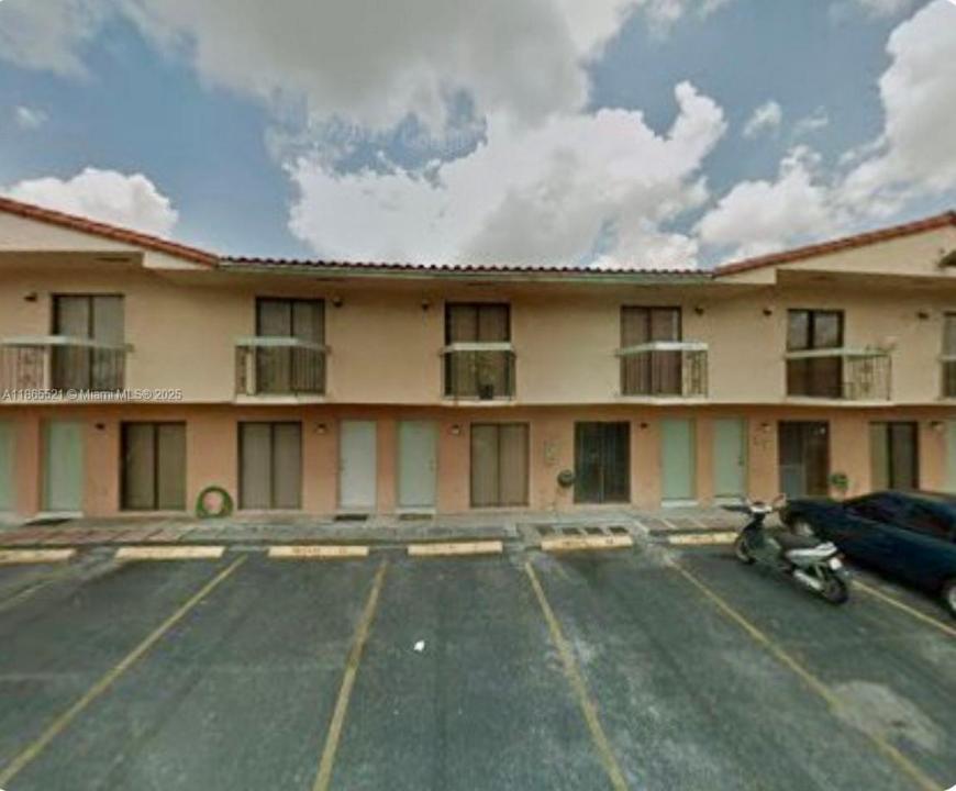 7989 NW 7th St, Miami, Floride 33126, États-Unis