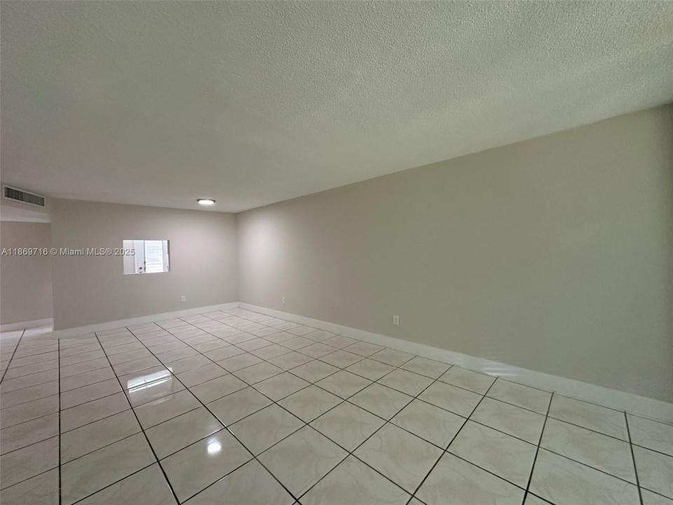 1501 NE 191st St C108, Miami, فلوريدا 33179, الولايات المتحدة
