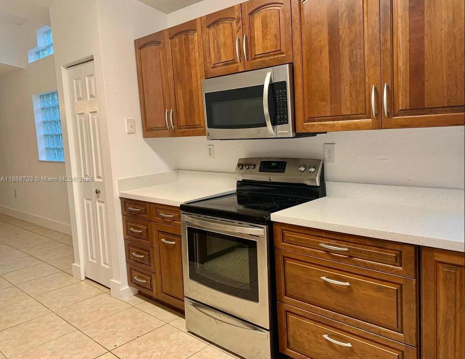 4147 Sapphire Ter, Weston, フロリダ 33331, アメリカ合衆国