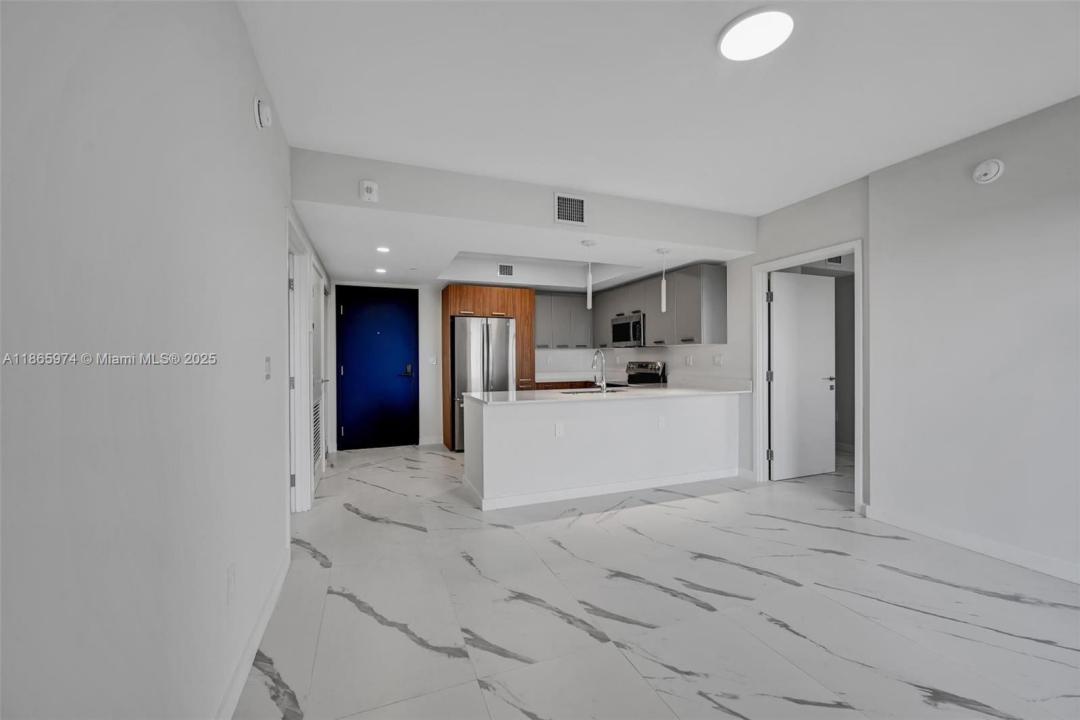 840 NE 130th Street 405, North Miami, Floride 33161, États-Unis