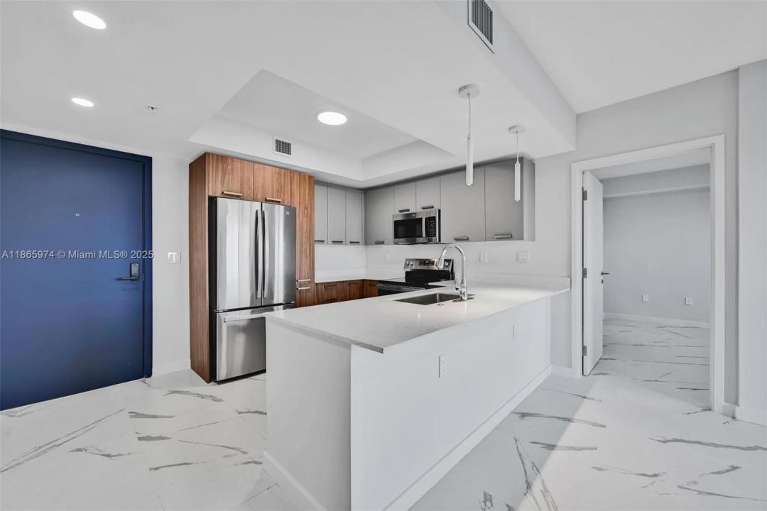 840 NE 130th Street 405, North Miami, Floride 33161, États-Unis