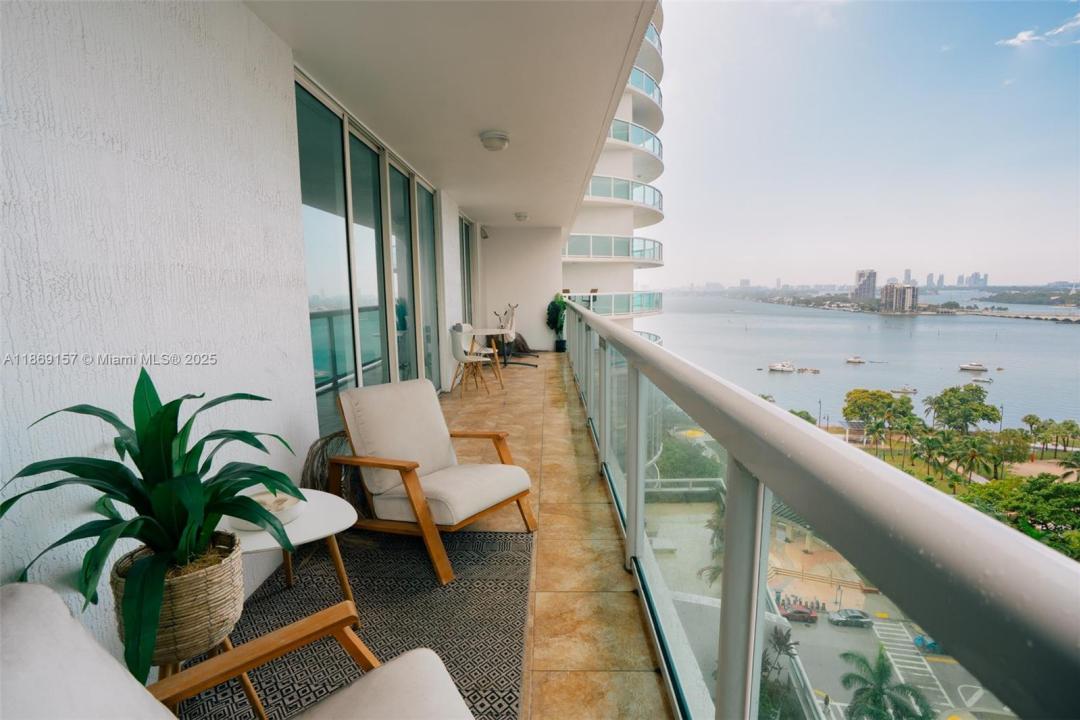 1800 N Bayshore Dr 1412, Miami, فلوريدا 33132, الولايات المتحدة