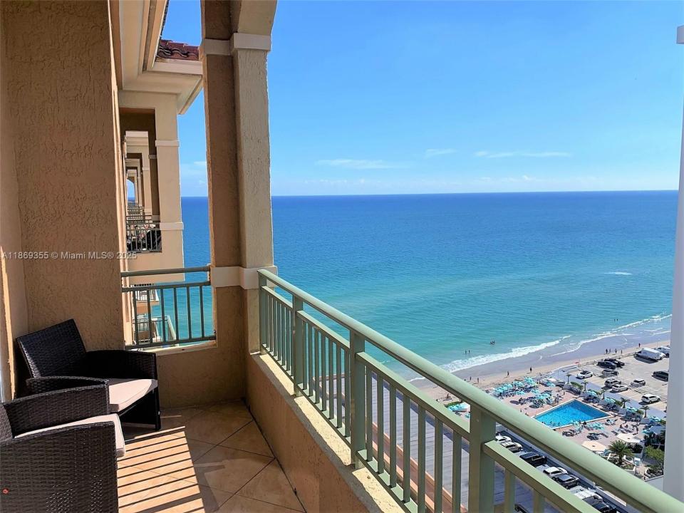 2080 S OCEAN DRIVE PH3, Hallandale Beach, פלורידה 33009, ארצות הברית של אמריקה