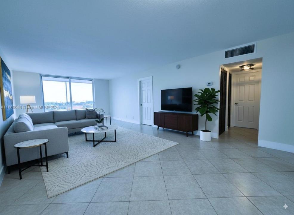 1830 Dixieanna St 602, Hollywood, Florida 33020, USA