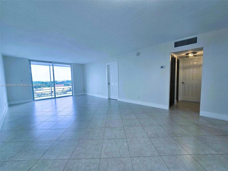 1830 Dixieanna St 602, Hollywood, Florida 33020, USA