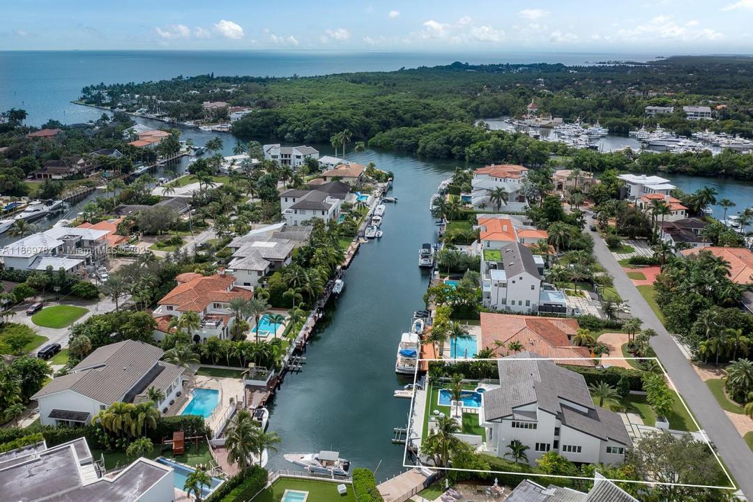 6819 Sunrise pl, Coral Gables, Florida 33133
