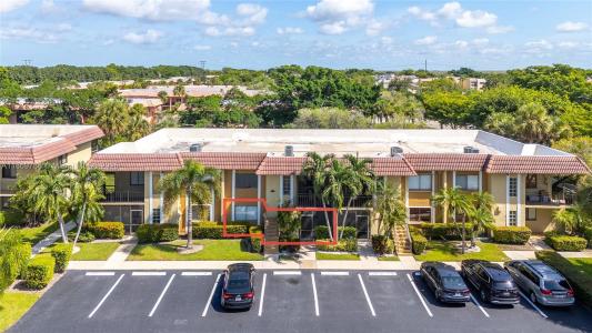 301 Lakeview Dr 102, Weston, Florida 33326, USA
