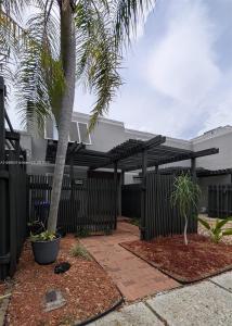1584 NW 113th Way, Pembroke Pines, Florida 33026, USA
