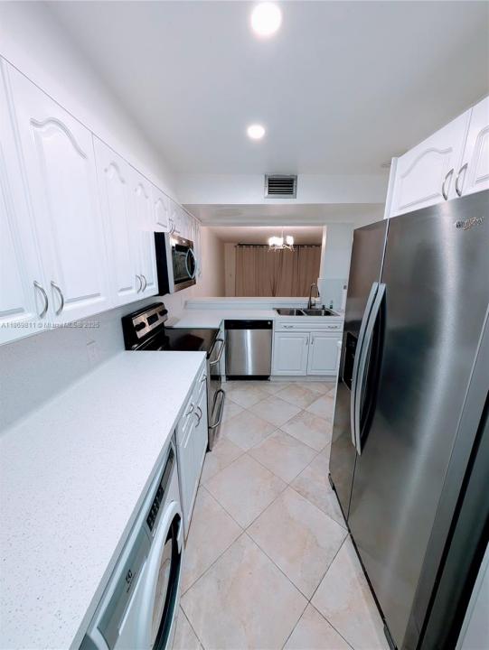 1584 NW 113th Way, Pembroke Pines, Florida 33026