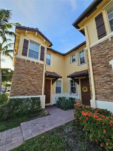 9209 SW 227th St 1, Cutler Bay, Florida 33190, USA