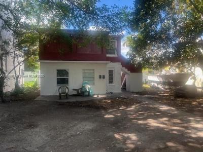 5938 N Miami Ave, Miami, Florida 33127, USA