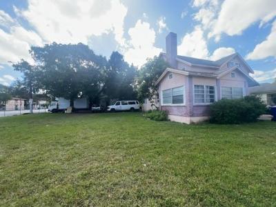 10 NW 60th St, Miami, Florida 33127, USA