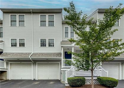 881 Greenwich Avenue 31, Warwick, RI 02886, USA