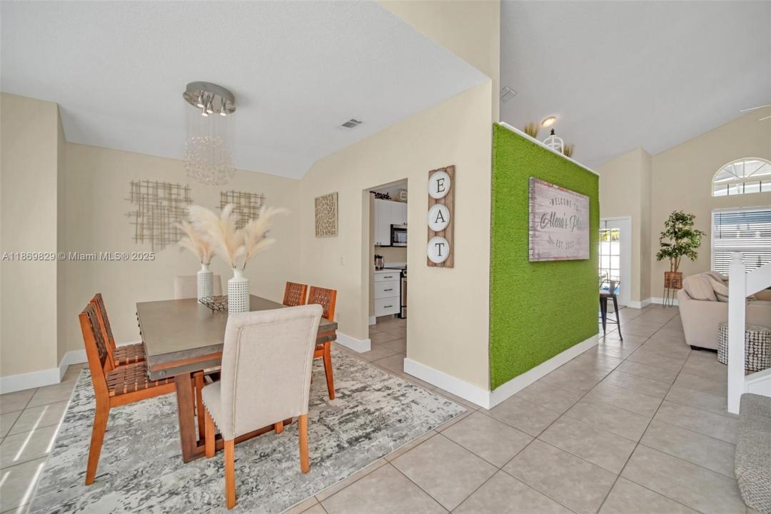 2915 Pembridge St, Kissimmee, Florida 34747