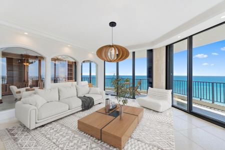 570 Ocean Drive Ph-2, OCEANFRONT @ JUNO BEACH CONDO, Juno Beach, Florida 33408