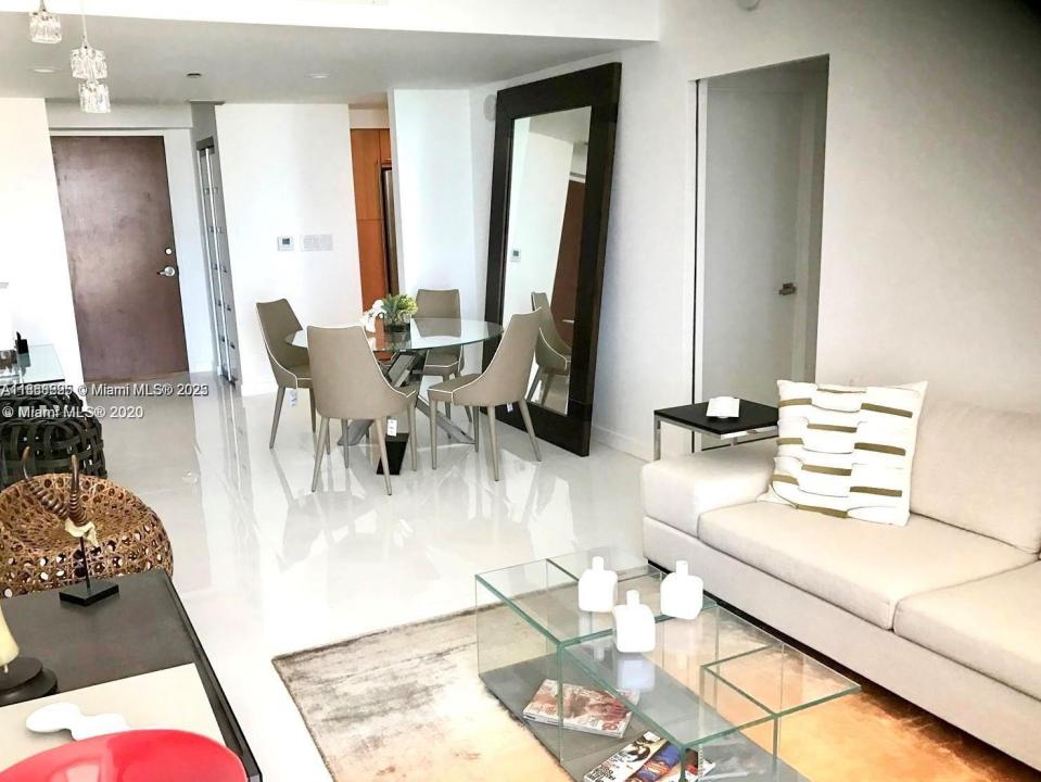 6365 Collins Ave 3010, Miami Beach, Florida 33141, Amerika Birleşik Devletleri